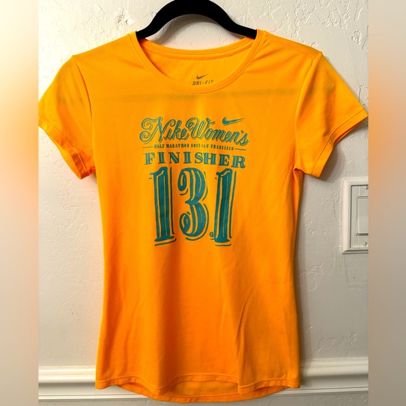 EUC NIKE DRI-FIT ATHLETIC TOP Size XS
Please see all pictures
Worn 1 X - Picture 1 of 4